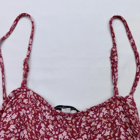 American Eagle Outfitters Red Floral Romper w/ pockets - Picture 9 of 12